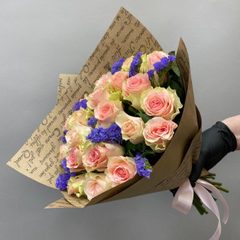 Mono bouquet of Top Gear roses and statice